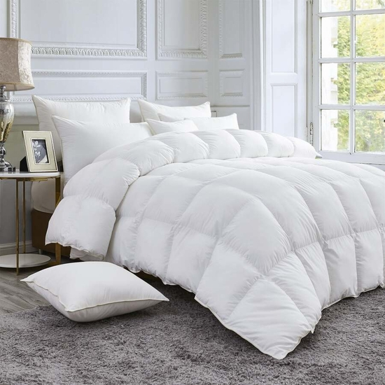 From Ordinary to Extraordinary How a Luxury Down Comforter Transforms Your Bedroom