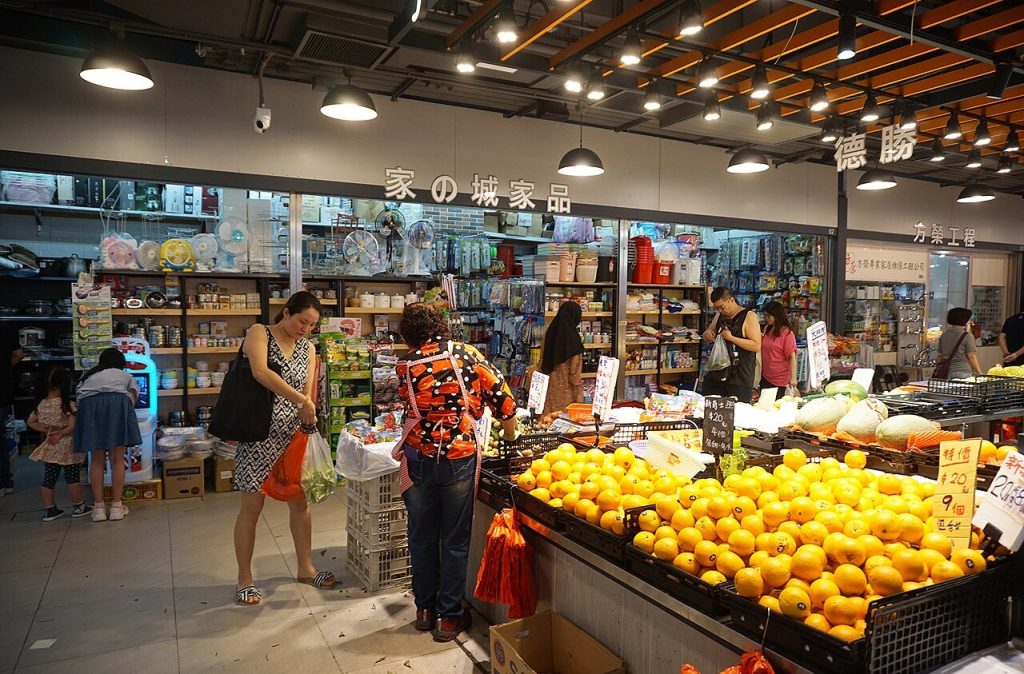 One More Piece of Fruit a Day: The Three-Year Study of 6,500 Teenagers Colourful fresh fruit at a market stall